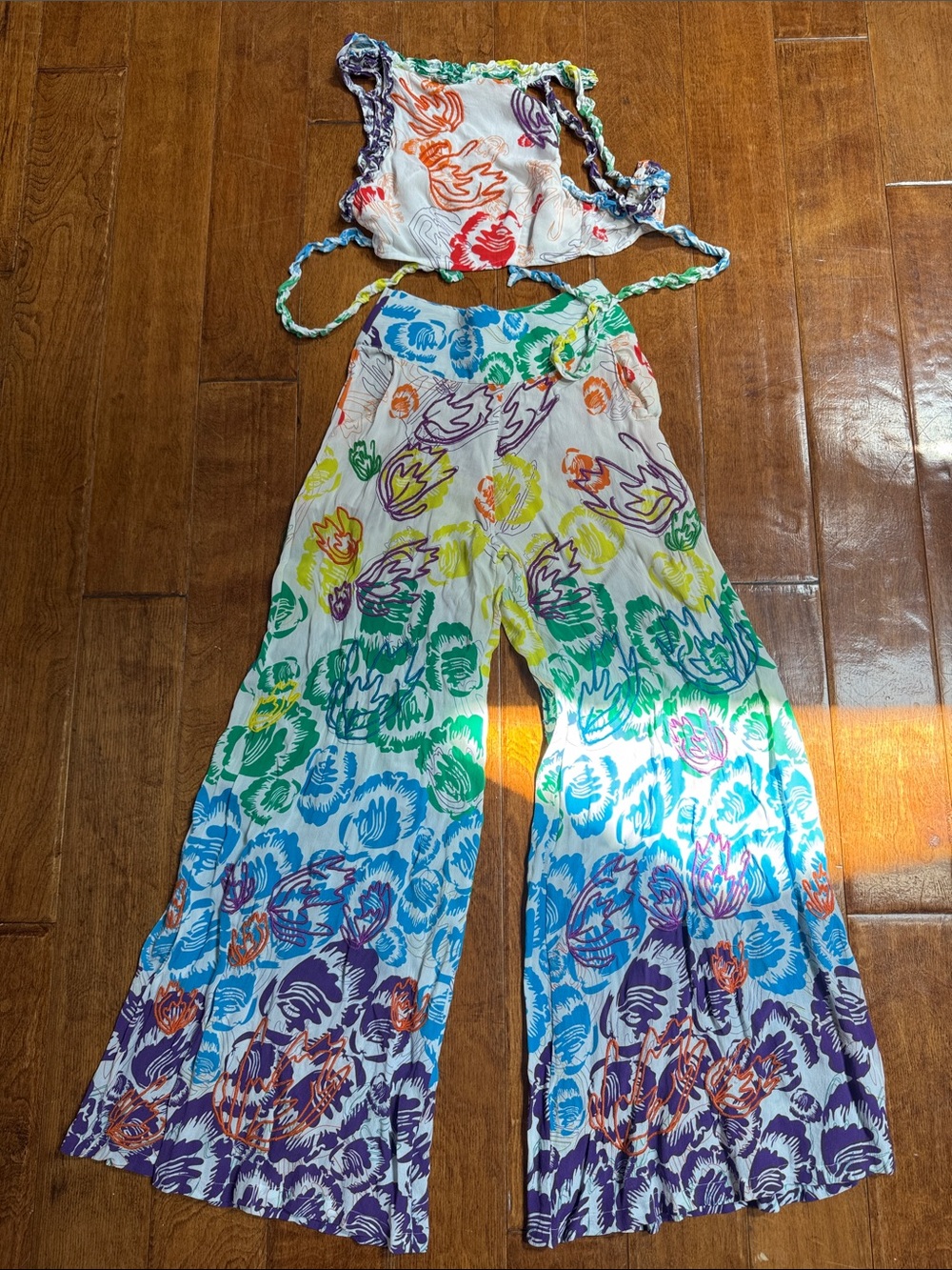 Women’s Multicolor Floral Wide-Leg Two-Piece - White Base